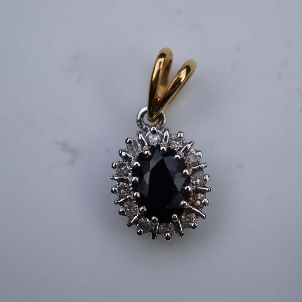 A set of sapphire and diamond jewels